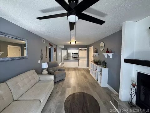 10 Wheelhouse #2A, Lake Ozark, MO 65049