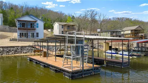 90 Nuttal Oak Ln, Sunrise Beach, MO 65079