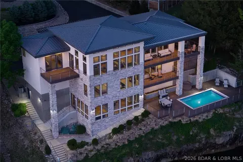 777 Malibu Rd, Osage Beach, MO 65065