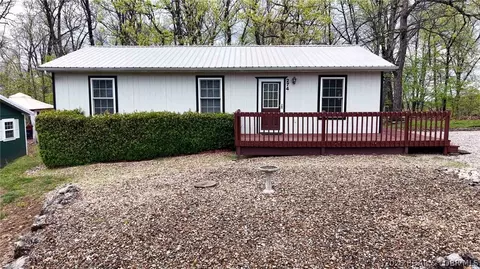 274 Storm Cove Dr, Linn Creek, MO 65052