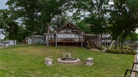 174 Chipmunk Dr, Edwards, MO 65326