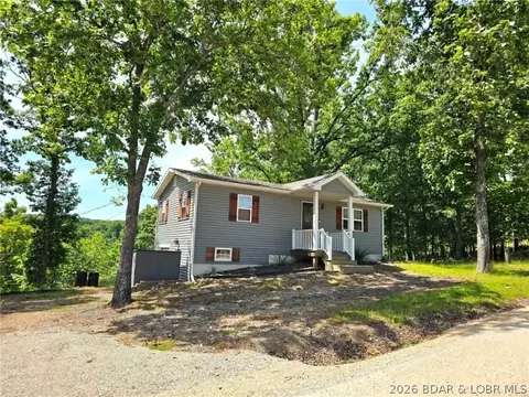 775 Sunrise Acres Pt, Sunrise Beach, MO 65079