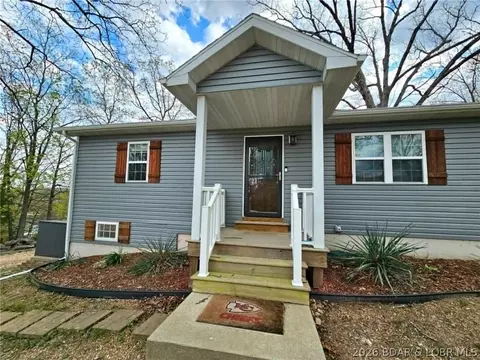 775 Sunrise Acres Pt, Sunrise Beach, MO 65079