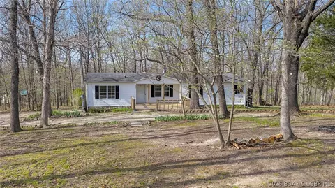 26877 Arrowhead Cove Dr, Rocky Mount, MO 65072