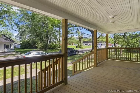 Exterior - 301 Locust St, Eldon, MO 65026 photo 6 of 7