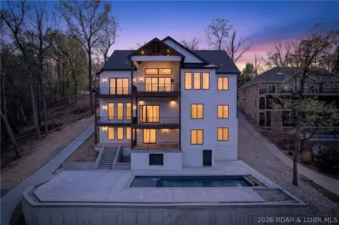 185 Turnbridge Ct, Sunrise Beach, MO 65079