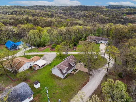 150 Kinchlow Ranch Rd, Sunrise Beach, MO 65079