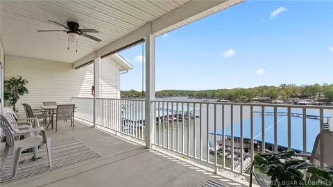 216 Lakeview Resort Blvd #4F, Sunrise Beach, MO 65079