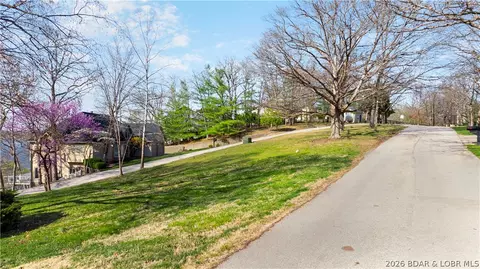 57 58 Robyn Ct, Osage Beach, MO 65065
