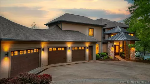 236 Woodhaven Ln, Sunrise Beach, MO 65079