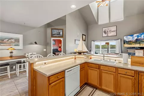 Kitchen - 164 Windgate Dr #4B, Sunrise Beach, MO 65079 photo 5 of 5