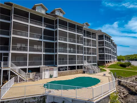 Exterior - 164 Windgate Dr #4B, Sunrise Beach, MO 65079 photo 9 of 11