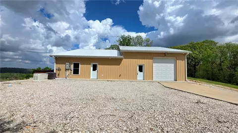 Exterior - 4423 Lws High Point Rd, Stover, MO 65078 photo 2 of 3
