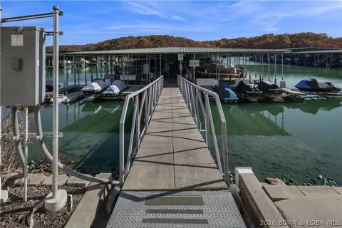 View/Area - 4800 Eagleview Dr #247, Osage Beach, MO 65065 photo 6 of 10