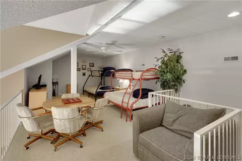 Bedroom - 4800 Eagleview Dr #247, Osage Beach, MO 65065 photo 6 of 8