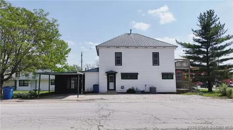 Exterior - 112 Aurora St, Eldon, MO 65026 photo 2 of 9