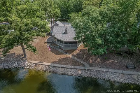 141 Wye Dr, Lake Ozark, MO 65049