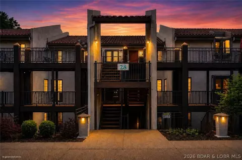 28 Center Court Dr #2B-738, Lake Ozark, MO 65049