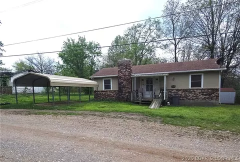 26062 Sarong Dr, Edwards, MO 65326