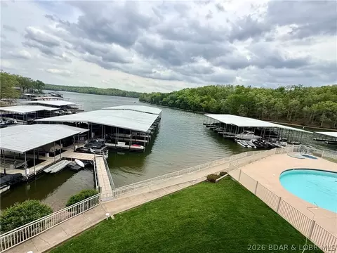 5320 Mystic Bay Dr #504, Osage Beach, MO 65065