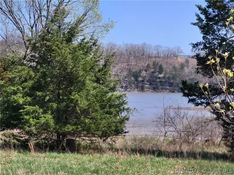 emerald hills drive #PHASE 4 4, Edwards, MO 65326 photo 2