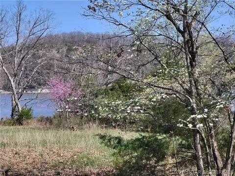 emerald hills drive #PHASE 4 4, Edwards, MO 65326