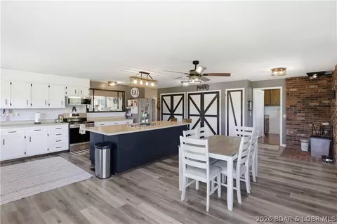 195 Gageville Rd, Eldon, MO 65026
