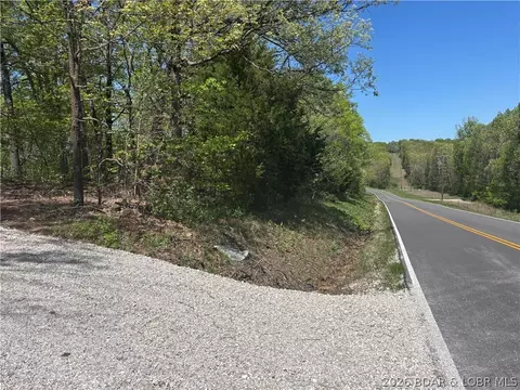 4 92 Ivy Bend Rd, Stover, MO 65078