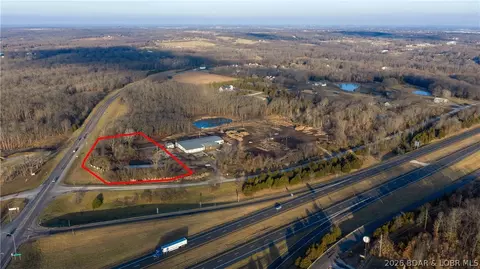 147 Hayes Dr, Eldon, MO 65026
