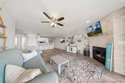773 Clearwater Dr #1D, Camdenton, MO 65020