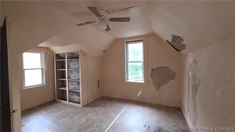 Bedroom - 214 S Grand Ave, Eldon, MO 65026 photo 2 of 4
