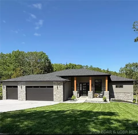 106 W Crossfox Trl, Camdenton, MO 65020