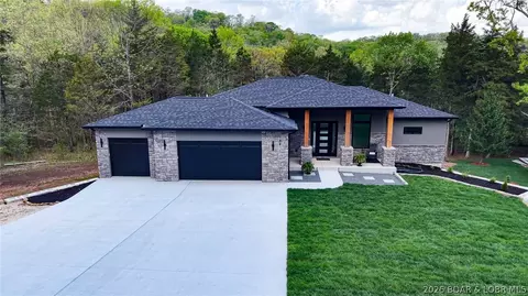 106 W Crossfox Trl, Camdenton, MO 65020