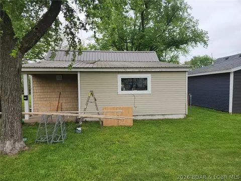 1010 S Walnut St, Eldon, MO 65026 photo 1