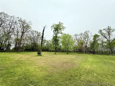 Exterior - 7358 Hwy 52, Versailles, MO 65084 photo 13 of 17
