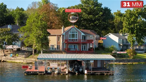 609 Point Charles Rd, Sunrise Beach, MO 65079