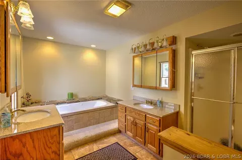 Bath - 2276 Big Island Dr, Roach, MO 65787 photo 1 of 4