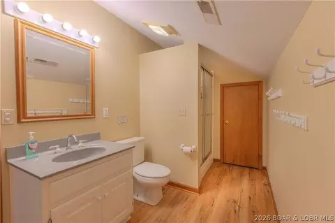 Bath - 2276 Big Island Dr, Roach, MO 65787 photo 3 of 4