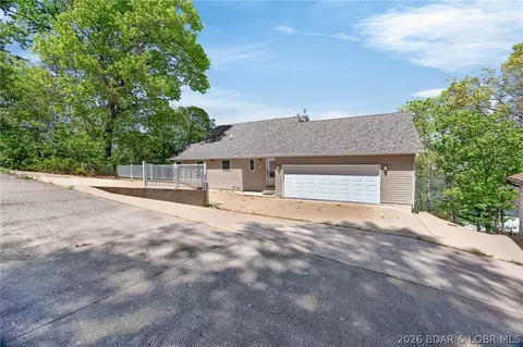 17111 E Seminole Dr, Rocky Mount, MO 65072
