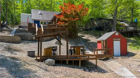 357 Bit O Heaven Dr, Camdenton, MO 65020