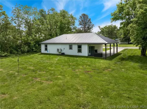 Exterior - 203 W 7th St, Eldon, MO 65026 photo 3 of 5