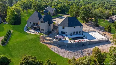 5751 Tree Leaf Ct, Osage Beach, MO 65065