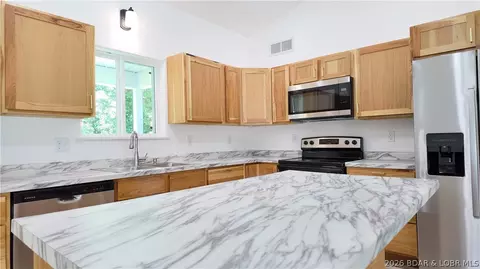 Kitchen - 3 Oak Tree Ln, Eldon, MO 65026 photo 2 of 2