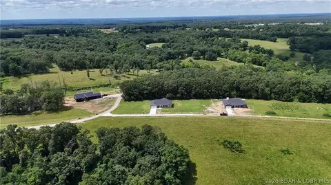 3 Oak Tree Ln, Eldon, MO 65026