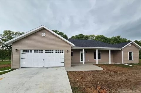3 Oak Tree Ln, Eldon, MO 65026