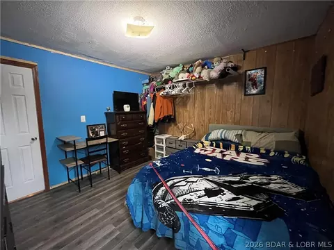 Bedroom - 22755 Friday Rd, Stover, MO 65078 photo 1 of 5