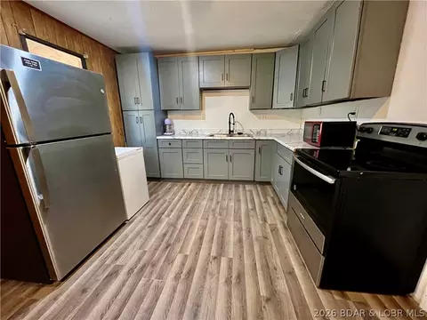 Kitchen - 22755 Friday Rd, Stover, MO 65078 photo 2 of 2