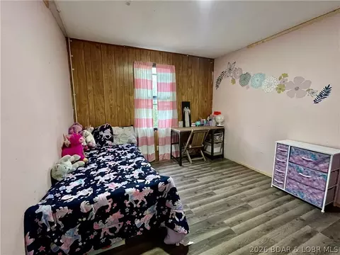 Bedroom - 22755 Friday Rd, Stover, MO 65078 photo 4 of 5