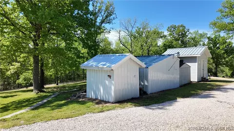 Exterior - 106 Mount Carmel Rd, Eldon, MO 65026 photo 3 of 4