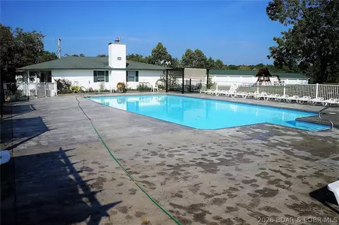 Exterior - 601 Park Place Dr #2A, Kaiser, MO 65047 photo 3 of 6